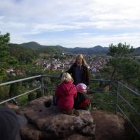 Auf dem Schwalbenfelsen