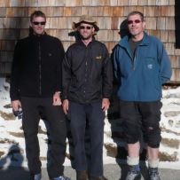 Jürgen, Thomas und Erwin vor der Hildesheimer Hütte