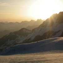 Sonnenaufgang an der Fiederepasshütte