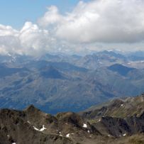 Blick zur Bernina in den Wolken