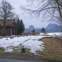 Ostrau: Falkenstein und Schrammsteine fußläufig in einer halben Stunde erreichbar