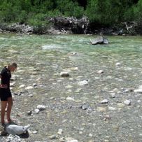 Abkühlung am Fluß bei fast 30 Grad