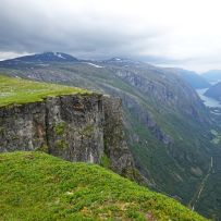 9 Berg und Fjord