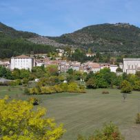 La Palud - Ortsansicht von Süden mit Chateau und Eglise