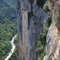 Verdonschlucht mit den Kletterwänden "Rive Droit"